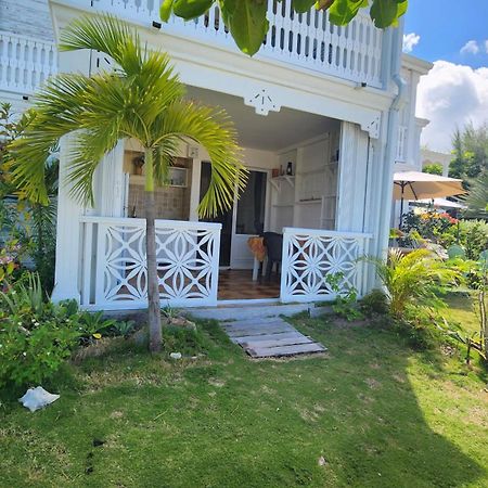 The Palm - Studio On The Beach Baie Nettle Екстериор снимка