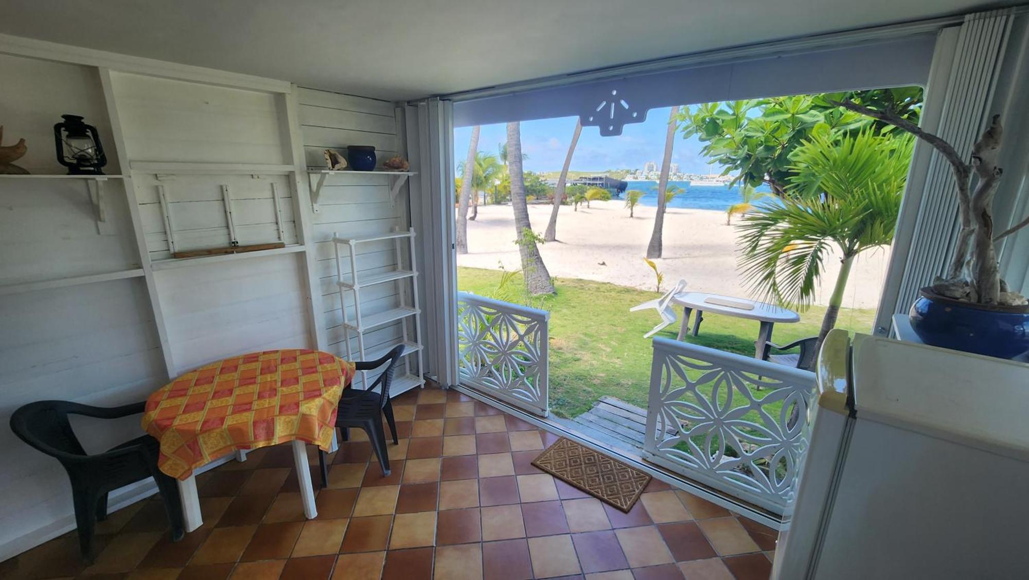 The Palm - Studio On The Beach Baie Nettle Екстериор снимка