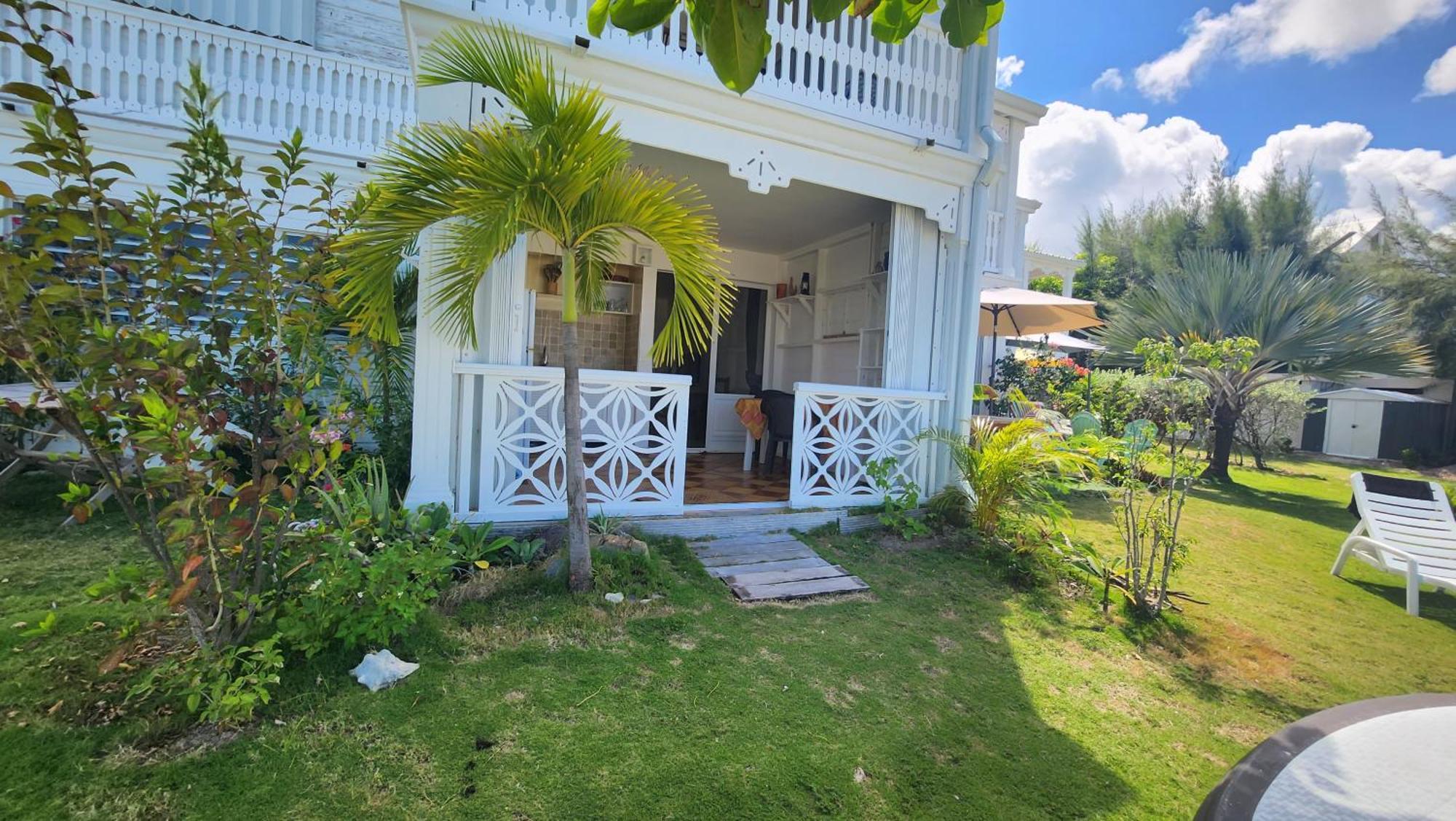 The Palm - Studio On The Beach Baie Nettle Екстериор снимка